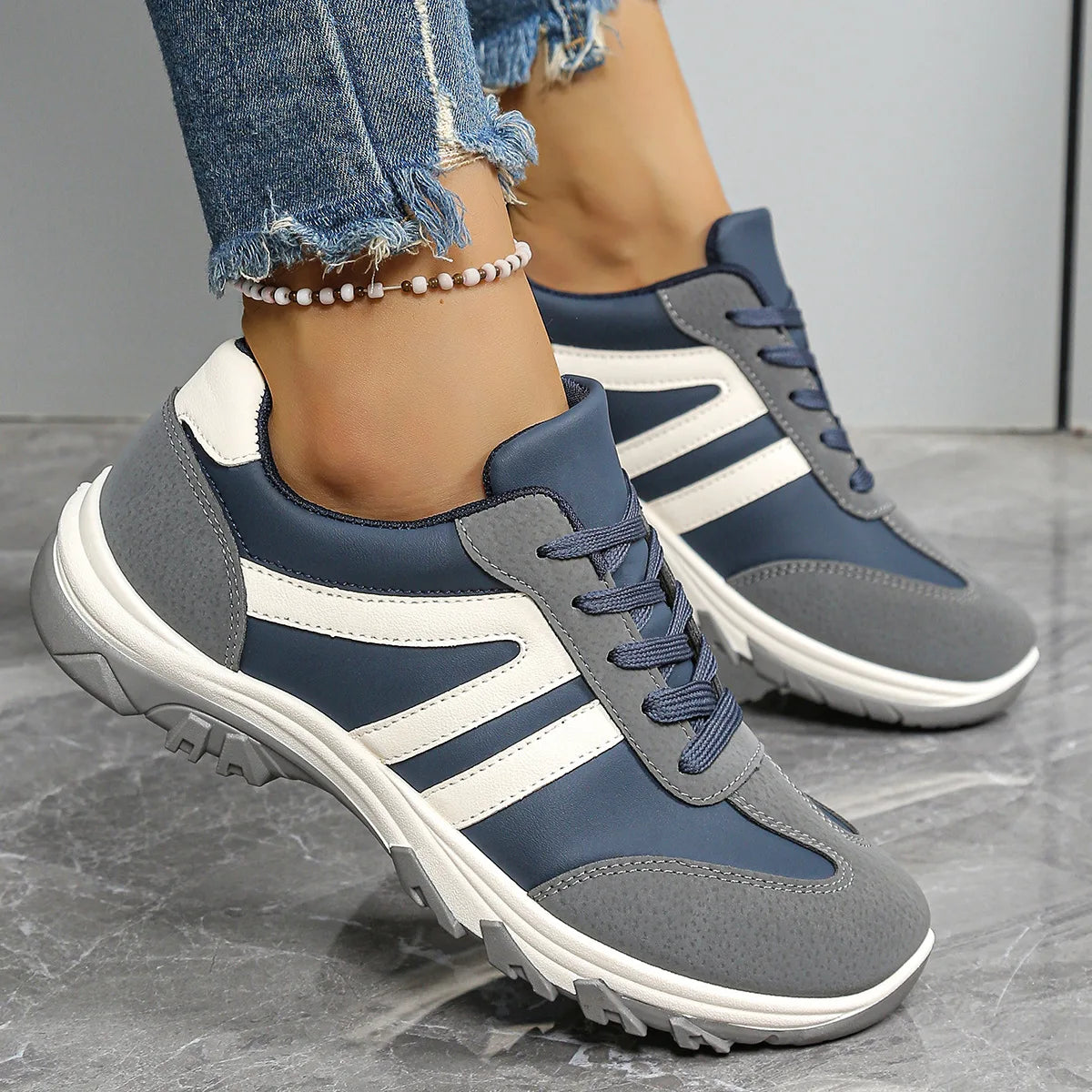 Celina - Casual Sneakers